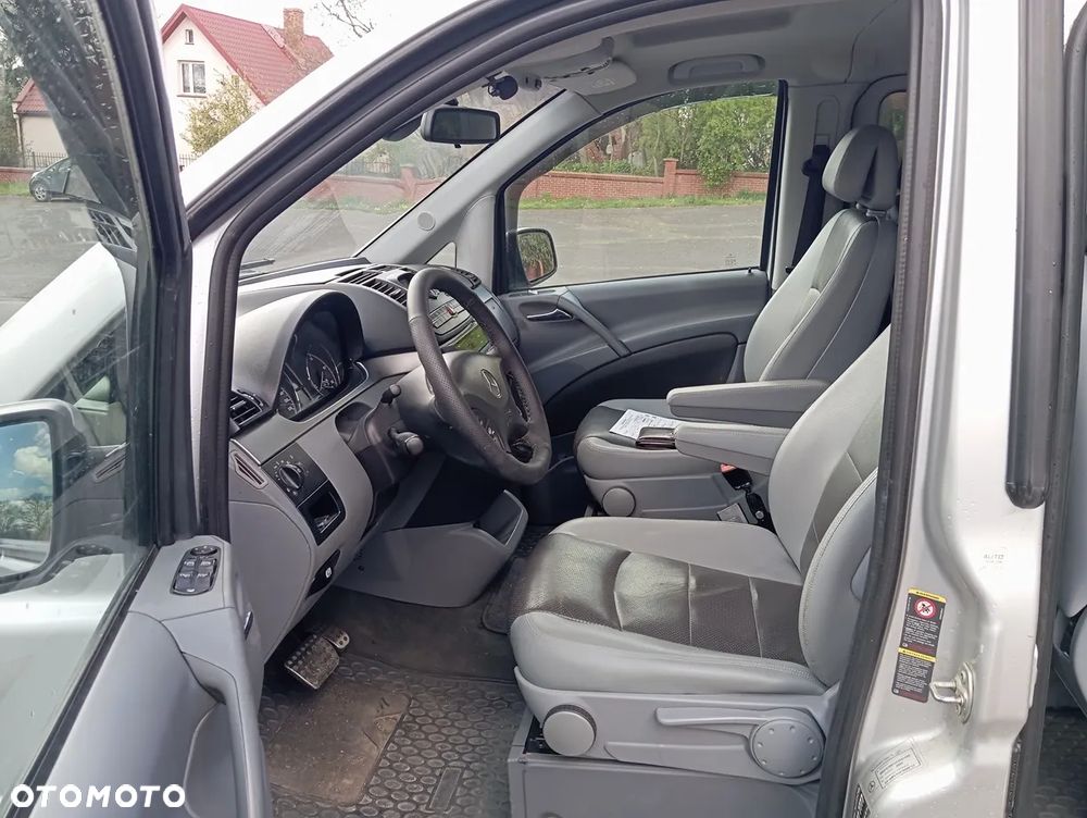 Mercedes-Benz Viano - 8