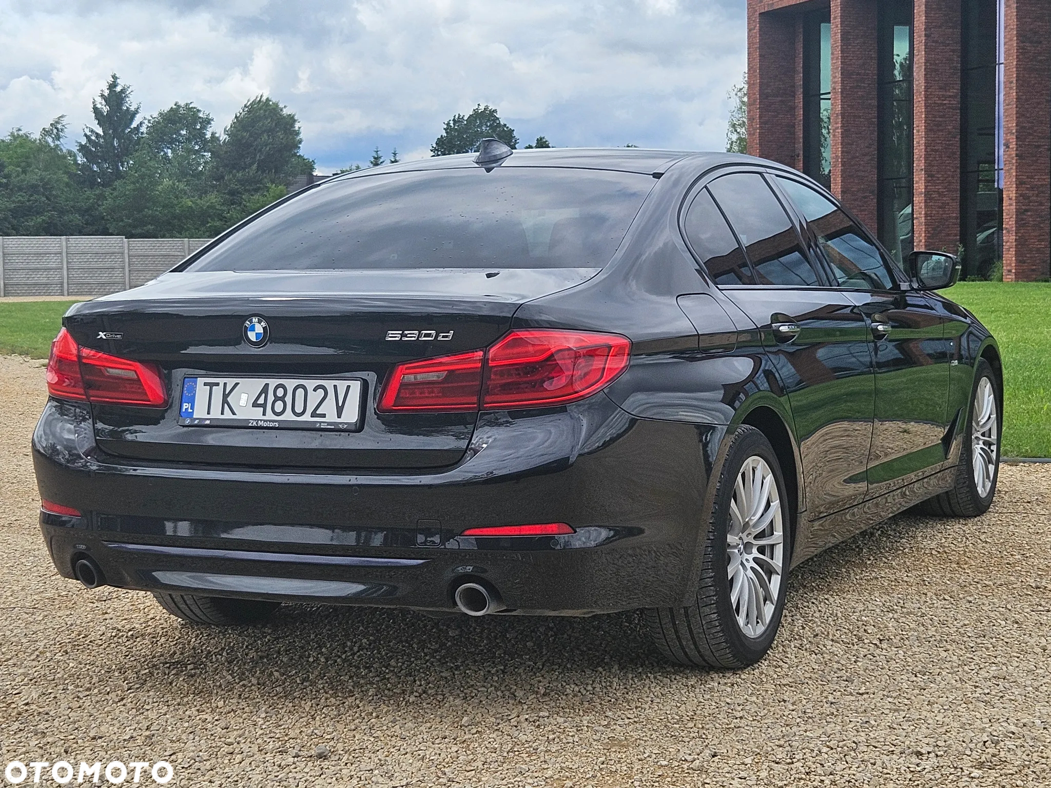 BMW Seria 5 530d xDrive Sport - 10