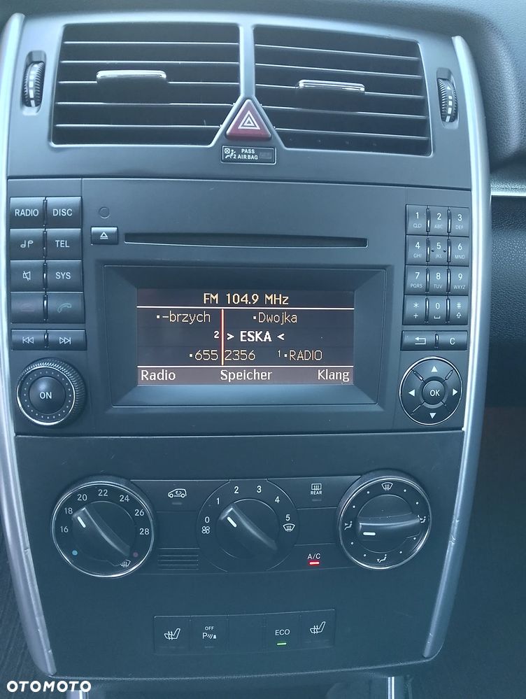 Mercedes-Benz Klasa B 180 BlueEFFICIENCY SPORT EDITION - 25