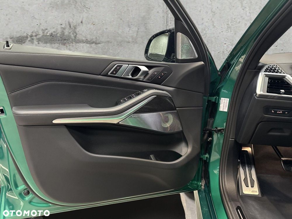 BMW X5 M Competition - 11