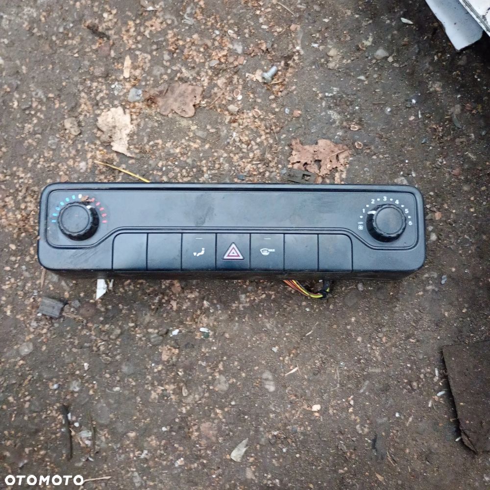 Panel nawiewu sprinter 907 A9079054006 - 1