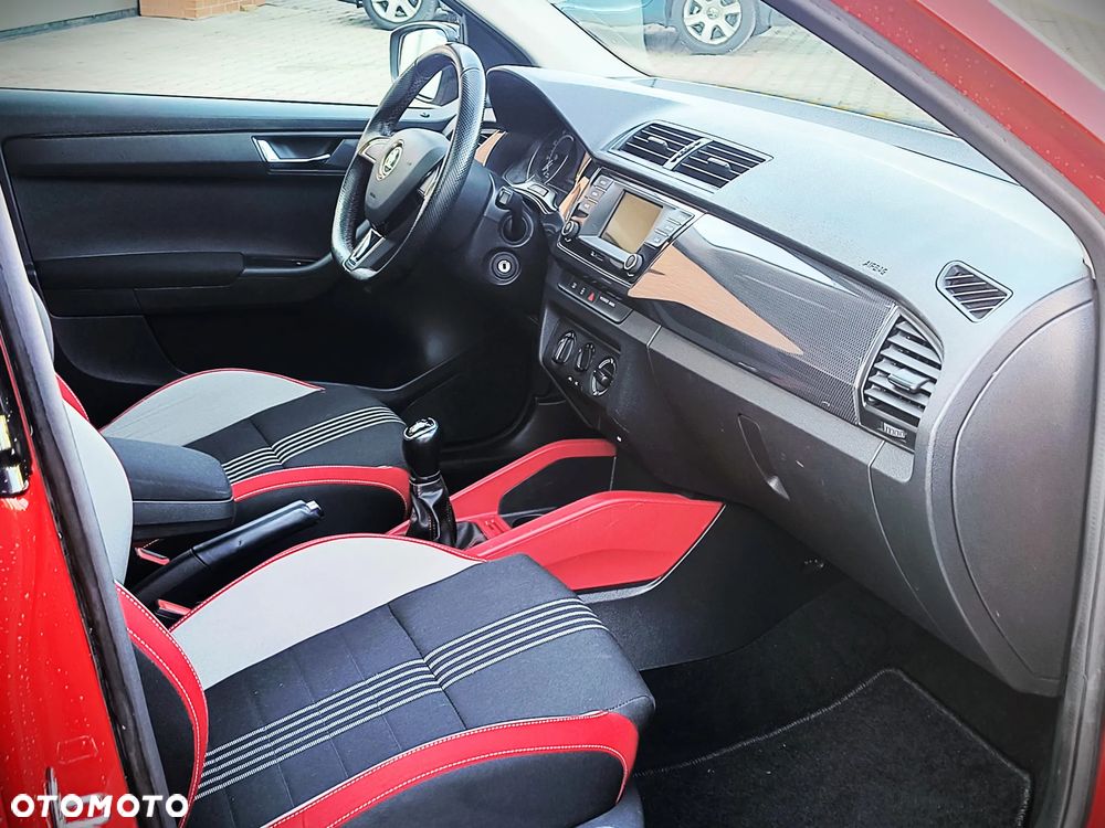 Skoda Fabia 1.2 TSI Monte Carlo - 8