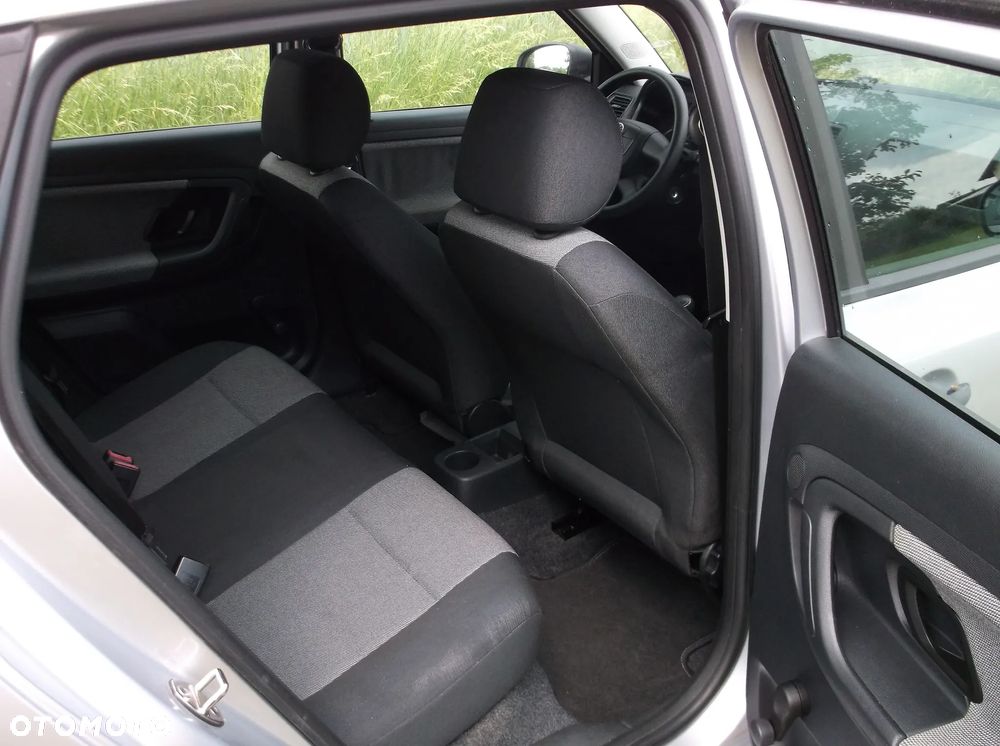Skoda Fabia 1.2 TSI STYLE EDITION - 9