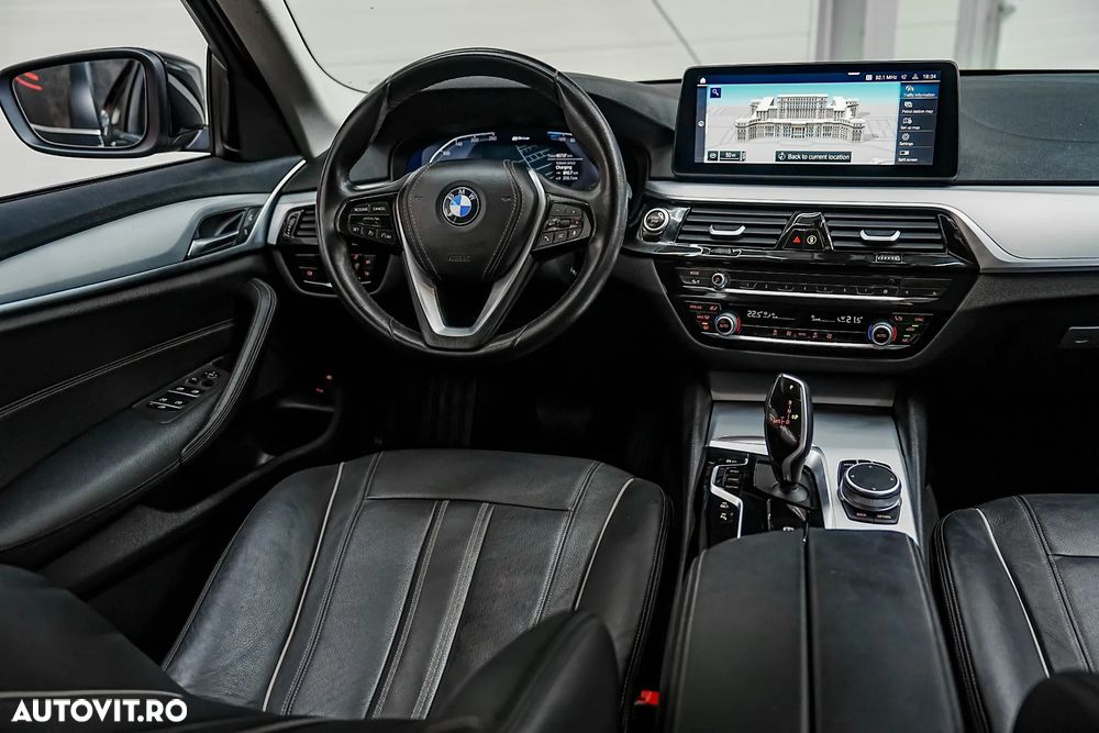 BMW Seria 5 530e xDrive AT PHEV - 10