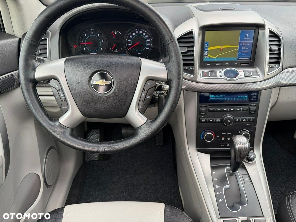Chevrolet Captiva - 24