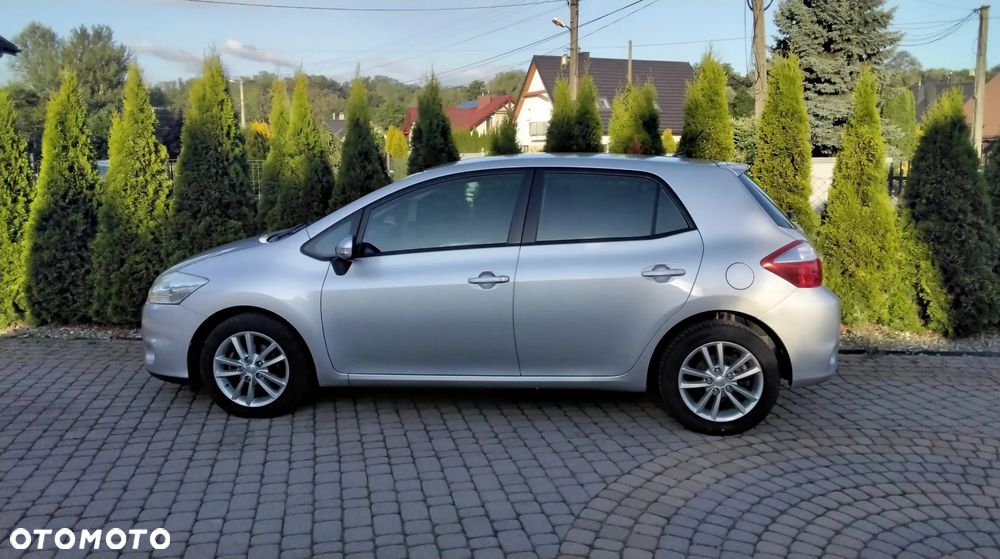 Toyota Auris 1.6 Life+ - 11