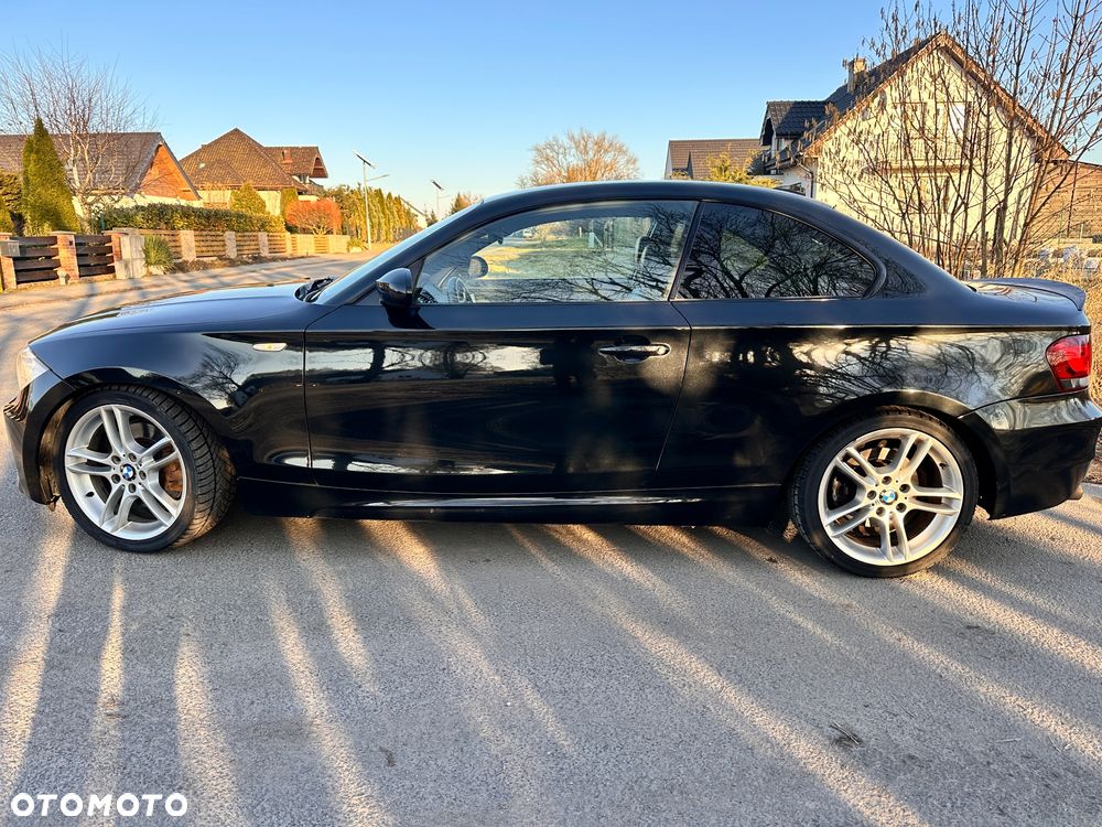 BMW Seria 1 123d DPF - 8