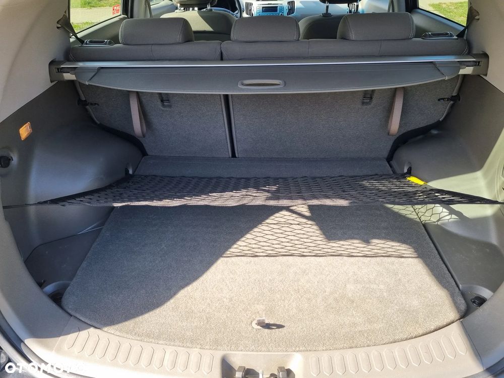 Kia Sportage 2.0 CRDI XL - 11