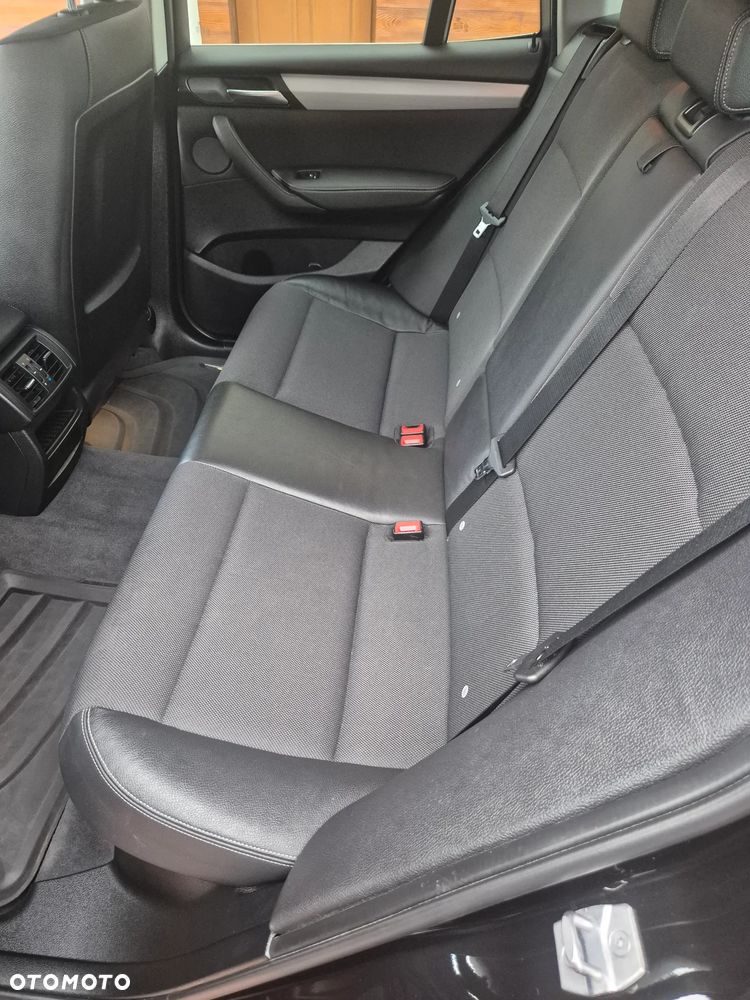 BMW X3 xDrive20d - 8
