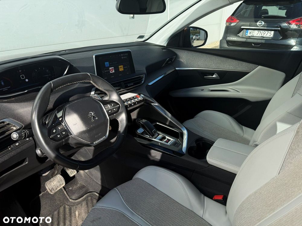 Peugeot 3008 1.2 PureTech Allure S&S EAT8 - 12