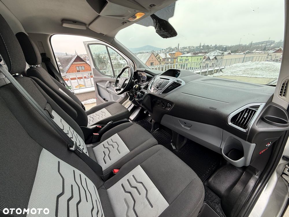 Ford TRANSIT COUSTOM - 12