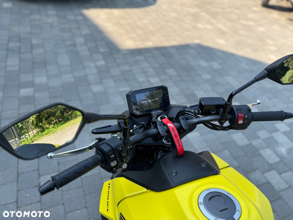 Honda Hornet - 12