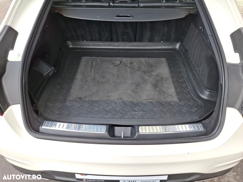 Mercedes-Benz GLC 250 4Matic 9G-TRONIC - 23