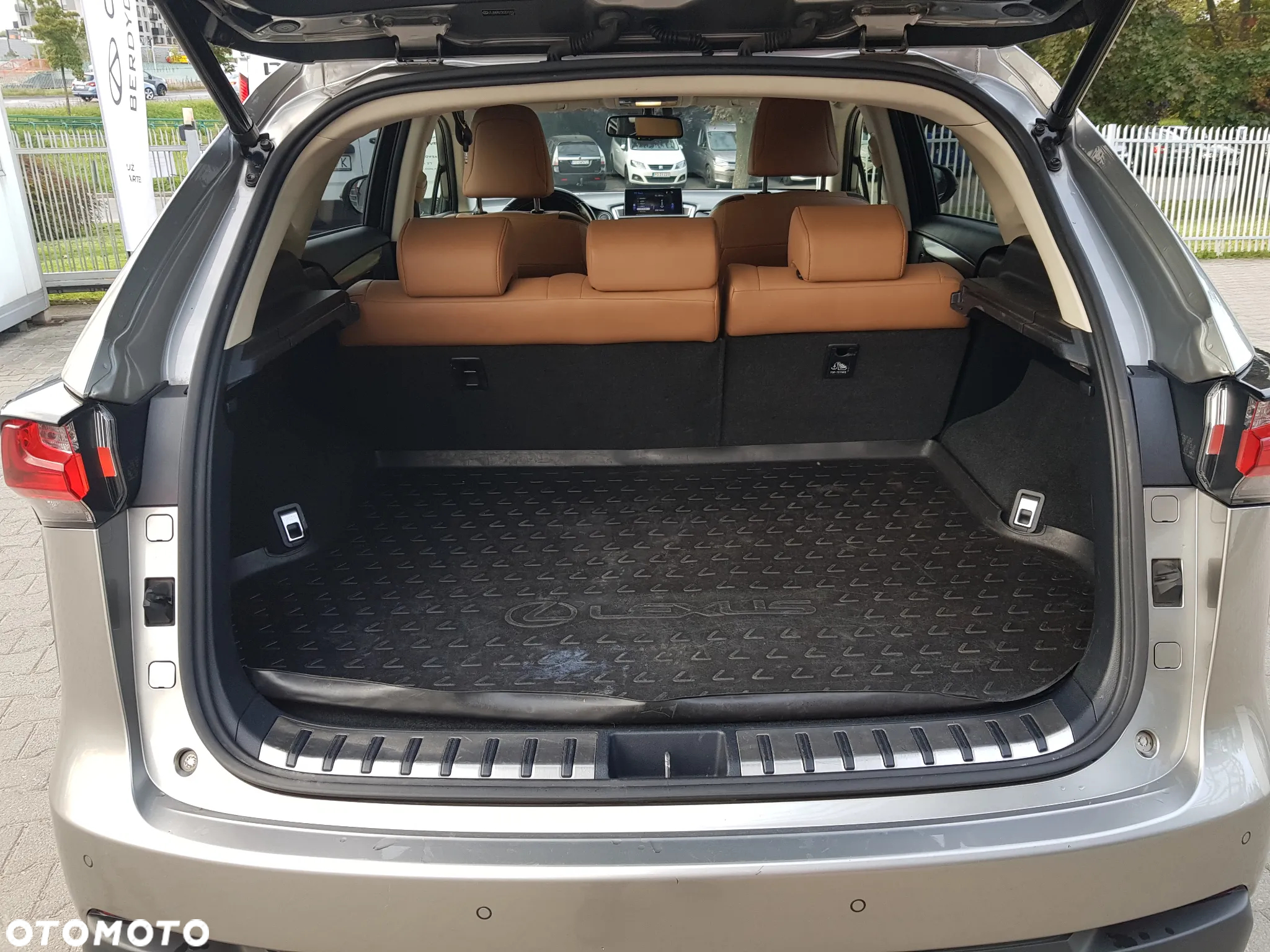 Lexus NX 200t Elegance AWD - 21