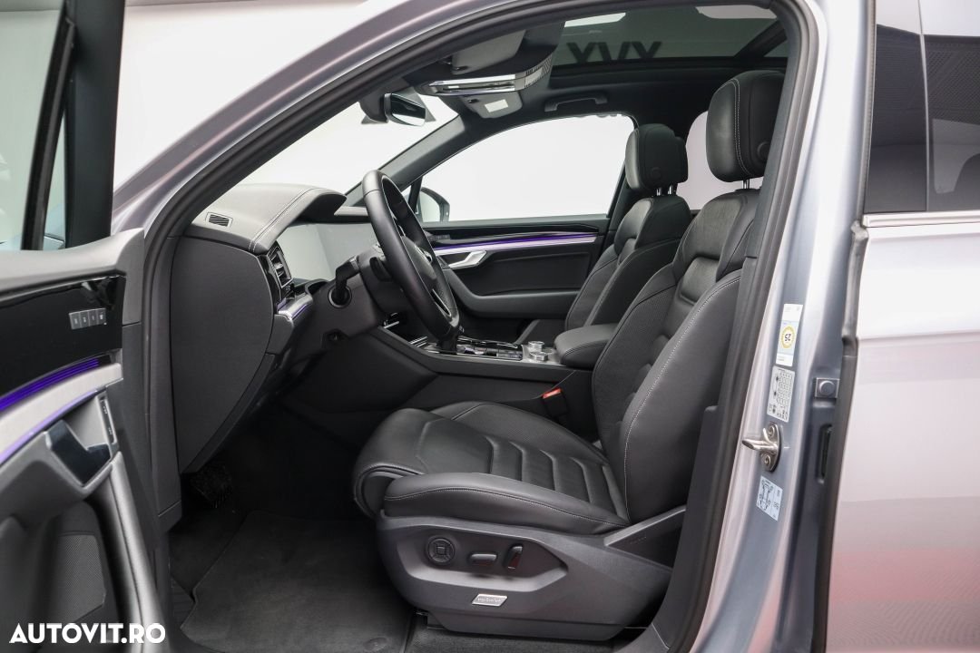 Volkswagen Touareg - 23