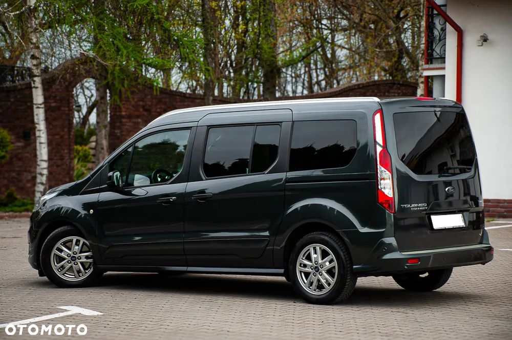 Ford Tourneo Connect Grand - 16