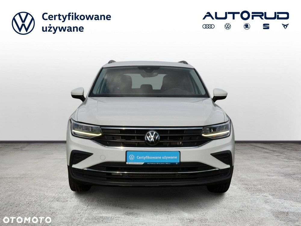 Volkswagen Tiguan - 8