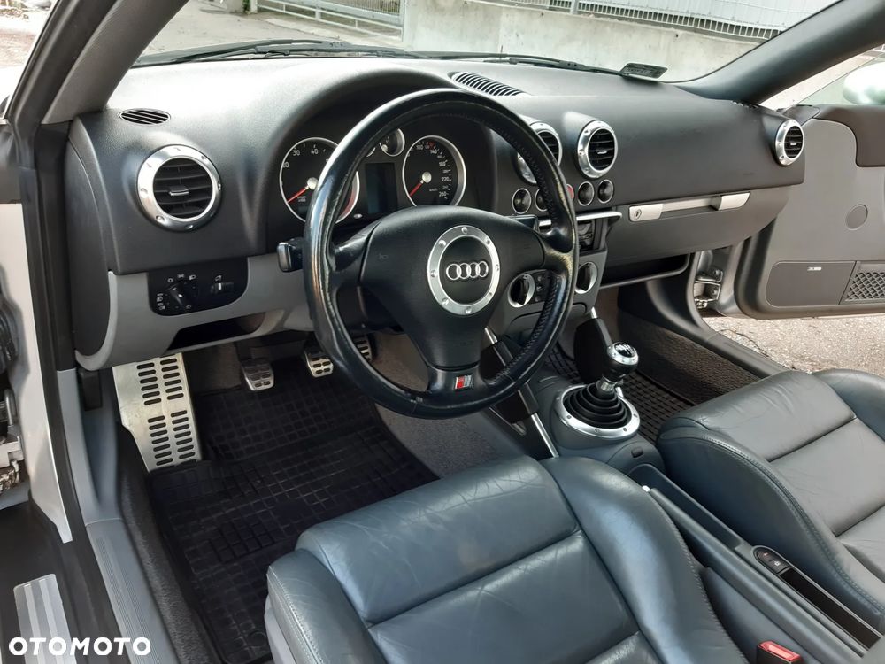 Audi TT Coupé 1.8T - 14