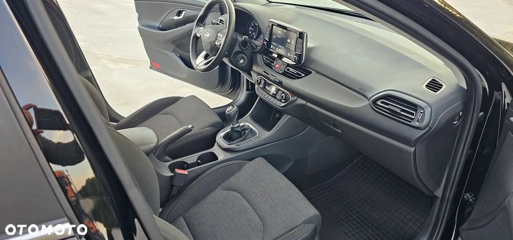 Hyundai i30 1.5 DPI Comfort - 12
