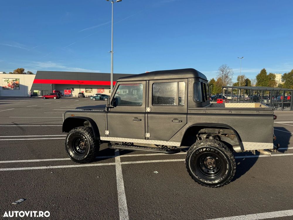 Land Rover Defender 110 Crew Cab - 7
