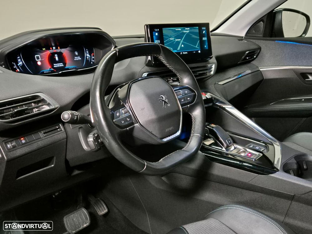 Peugeot 3008 1.5 BlueHDi Allure Pack EAT8 - 24
