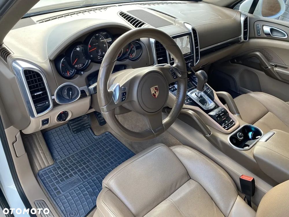 Porsche Cayenne Diesel Platinum Edition - 23