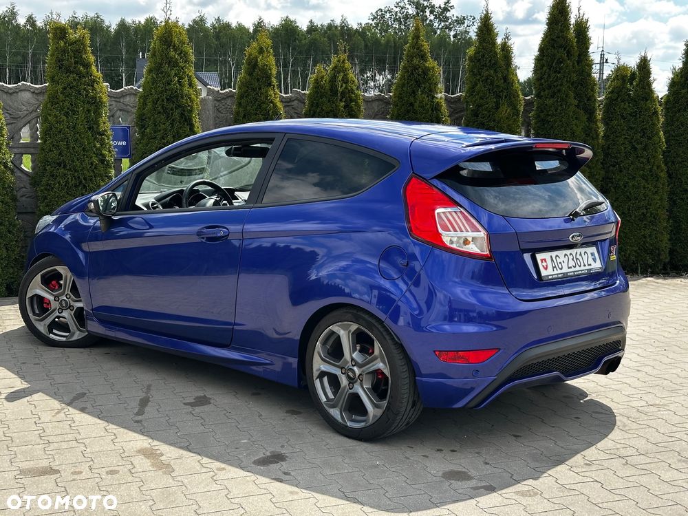 Ford Fiesta 1.6 EcoBoost mit Leder-Sport-Paket ST - 14