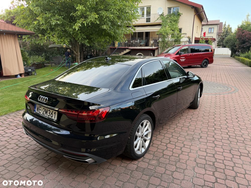 Audi A4 Limousine - 3