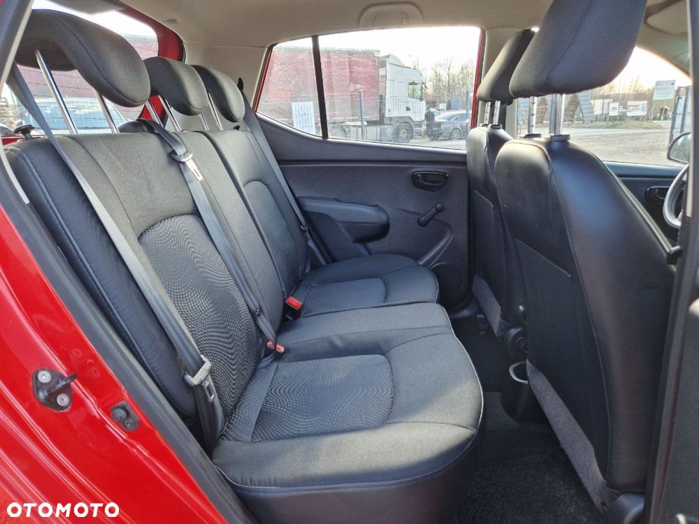 Hyundai i10 1.1 Automatik Style - 16