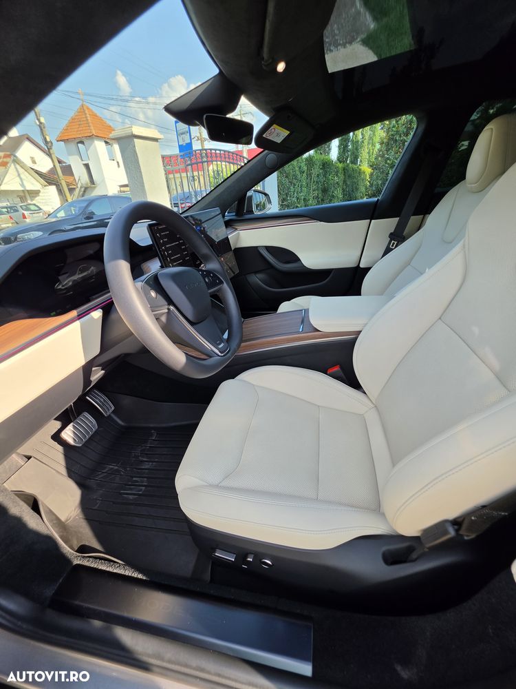 Tesla Model S Long Range - 6