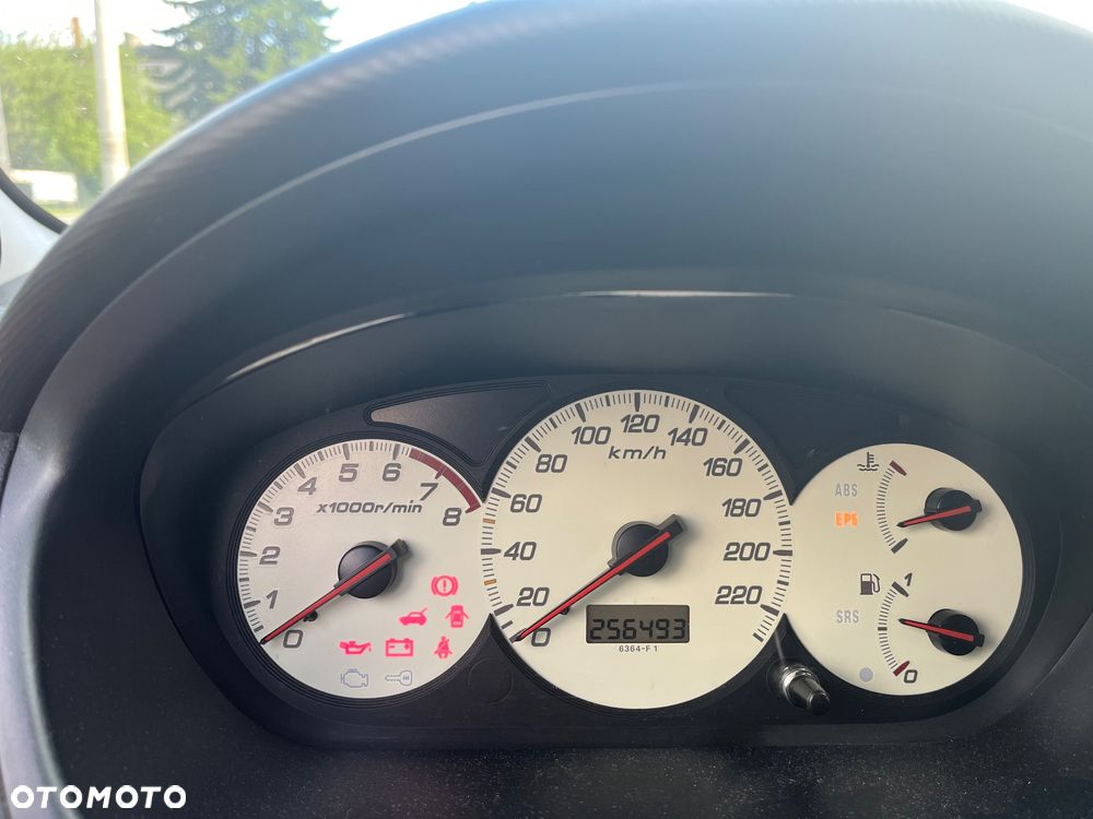 Honda Civic 1.6i ES - 20