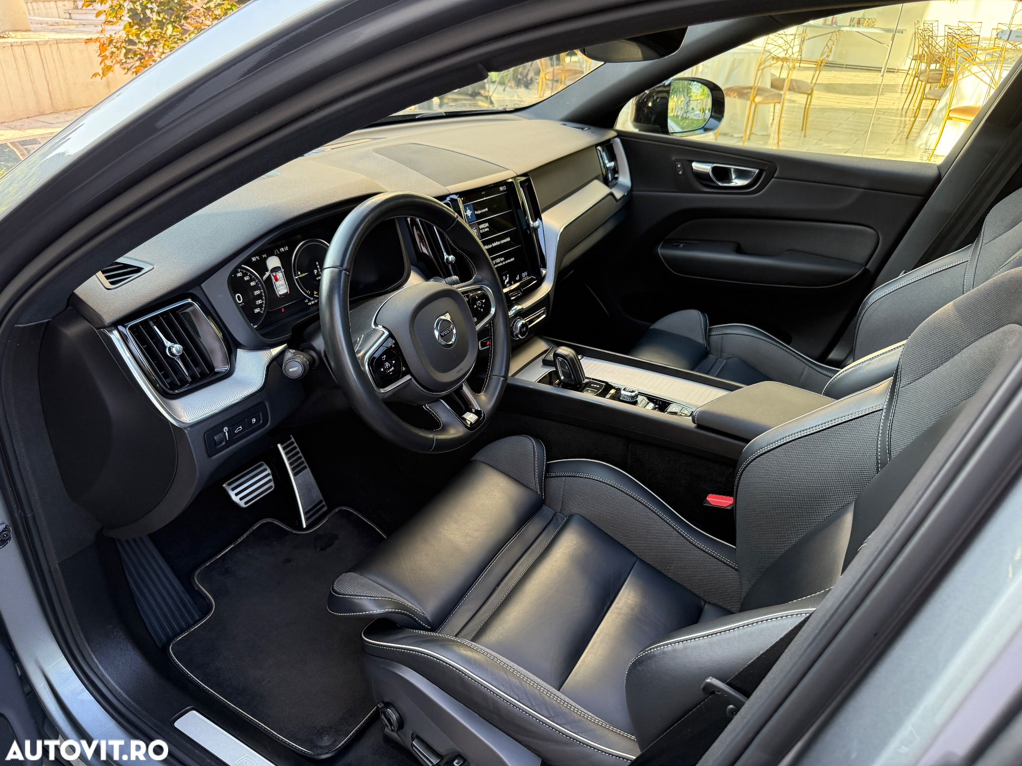 Volvo XC 60 Recharge T8 Twin Engine eAWD R-Design - 7