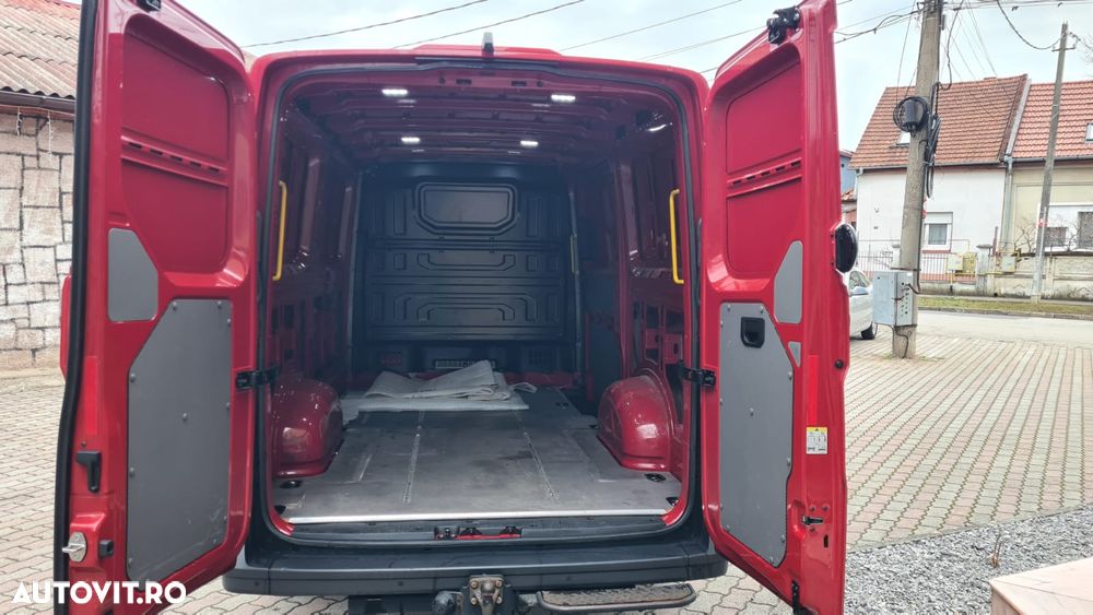 Volkswagen Crafter - 14