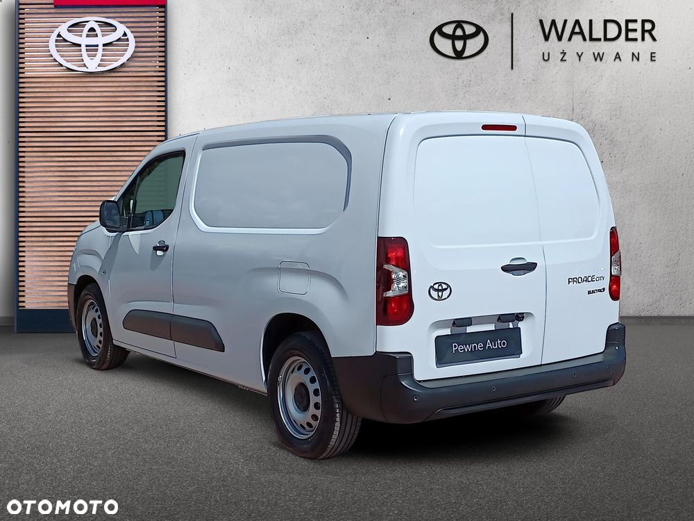 Toyota PROACE CITY - 7