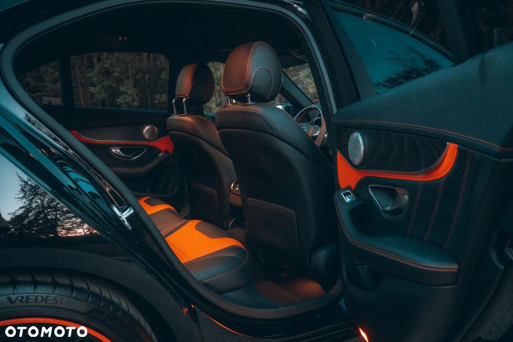 Mercedes-Benz Klasa C AMG 63 S AMG Speedshift 7G-MCT - 27
