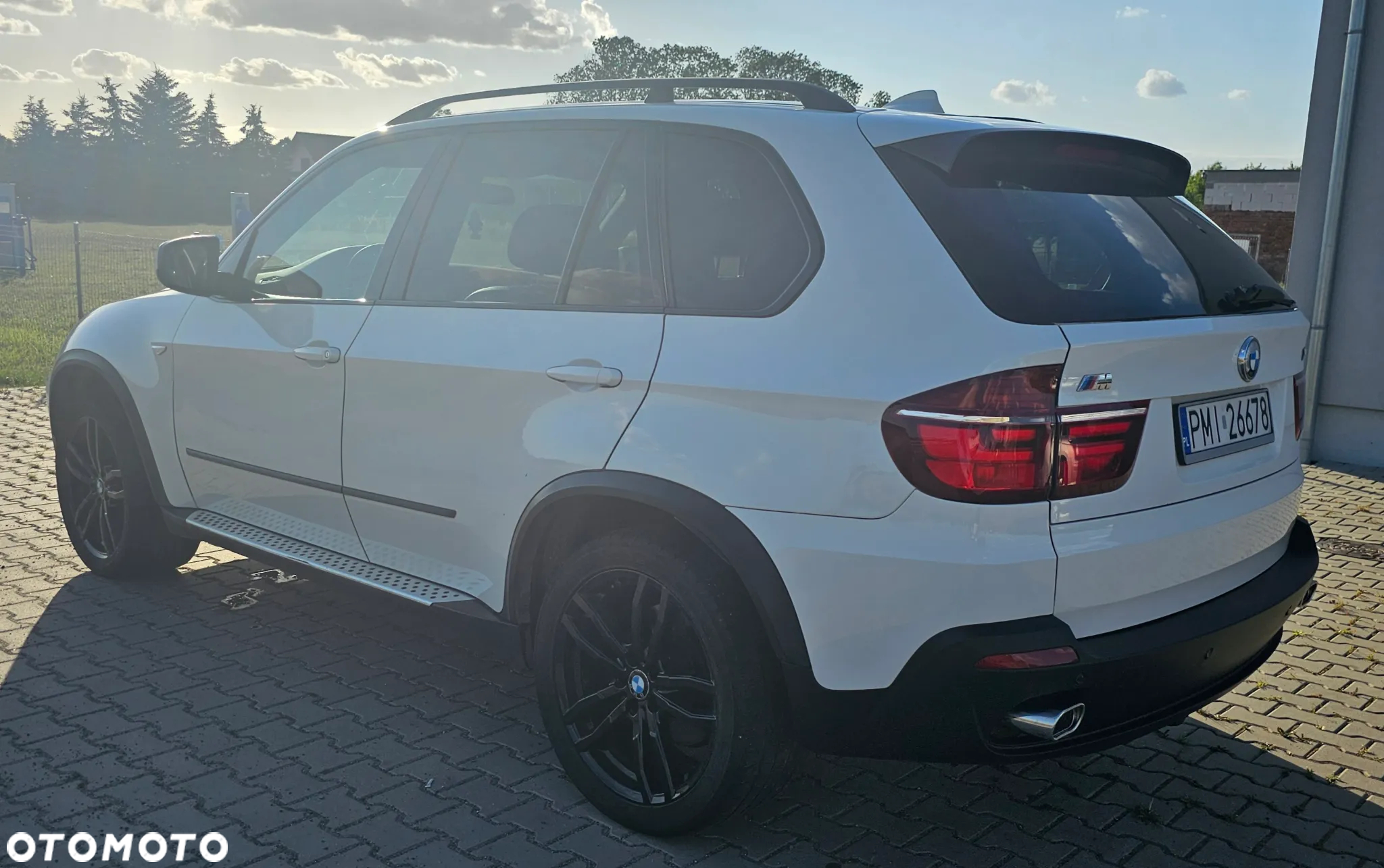 BMW X5 4.8i - 4