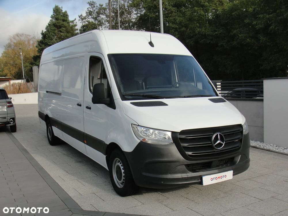 Mercedes-Benz Sprinter - 4
