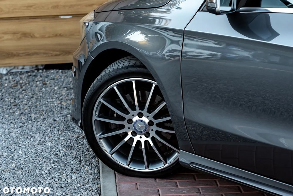 Mercedes-Benz Klasa A 220 4Matic 7G-DCT AMG Line - 12