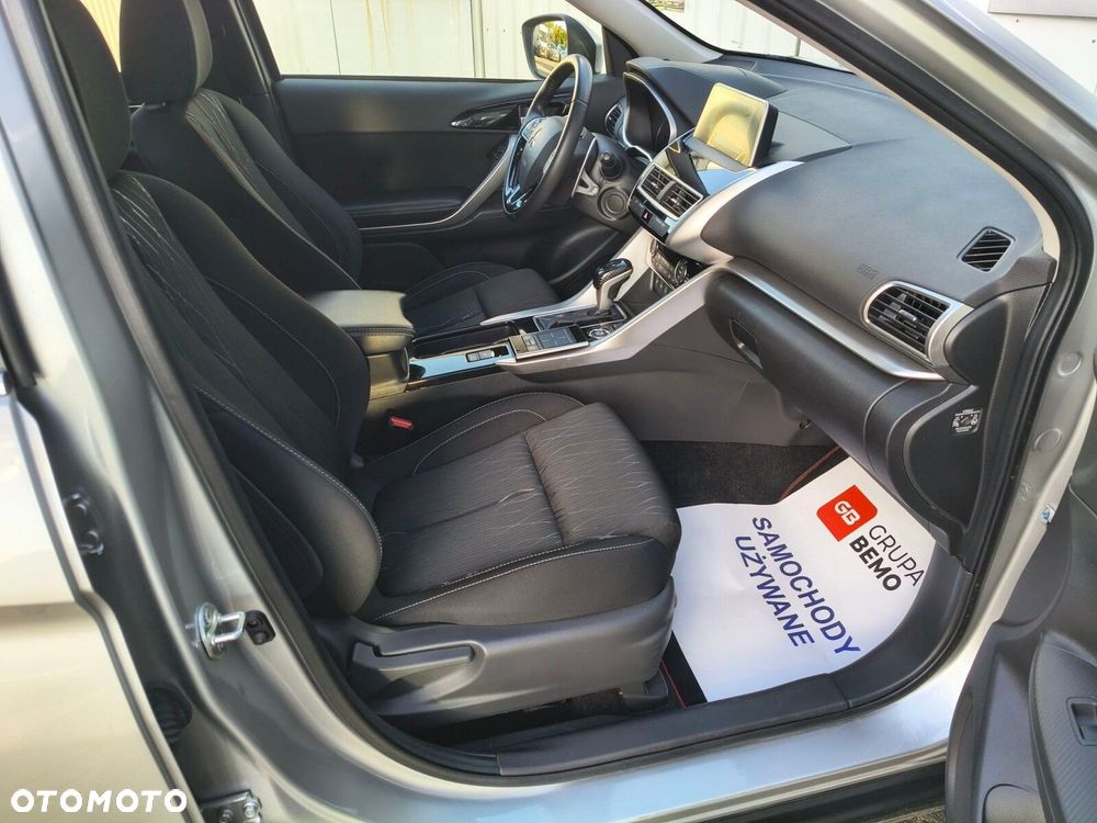 Mitsubishi Eclipse Cross 1.5 T GPF Intense Plus CVT 4WD - 17