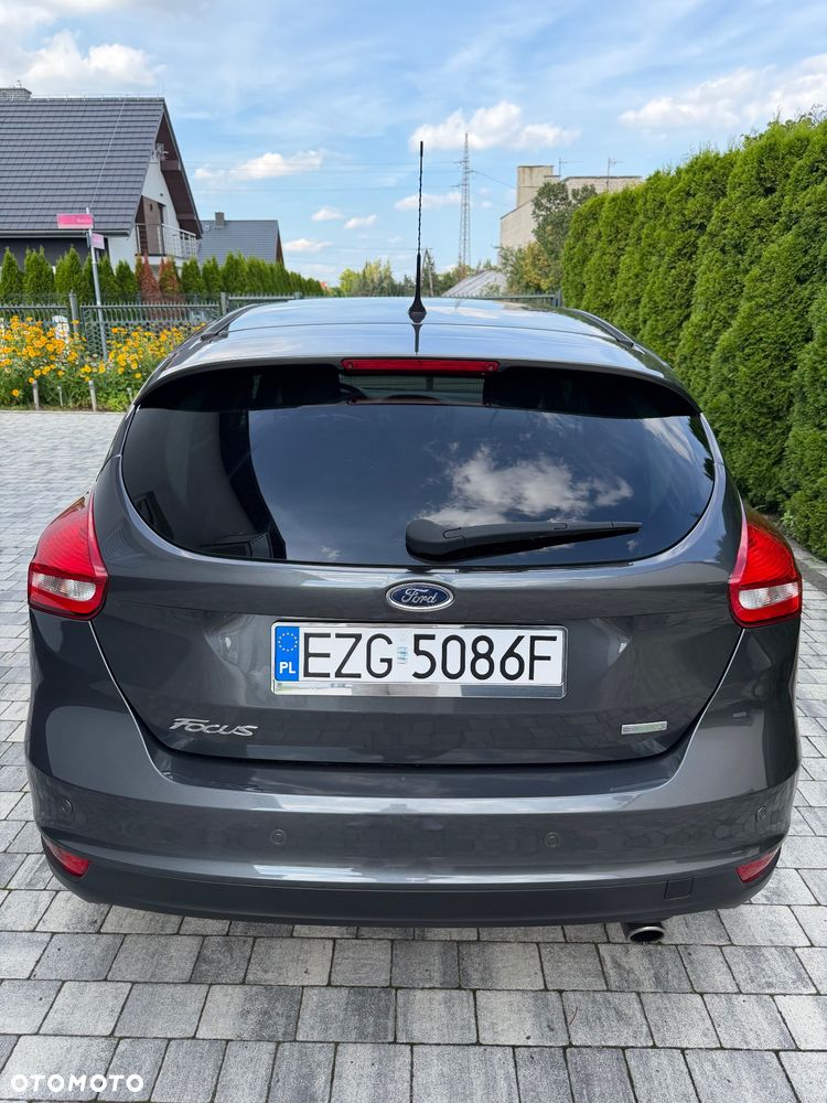 Ford Focus 1.5 EcoBoost Titanium ASS - 5