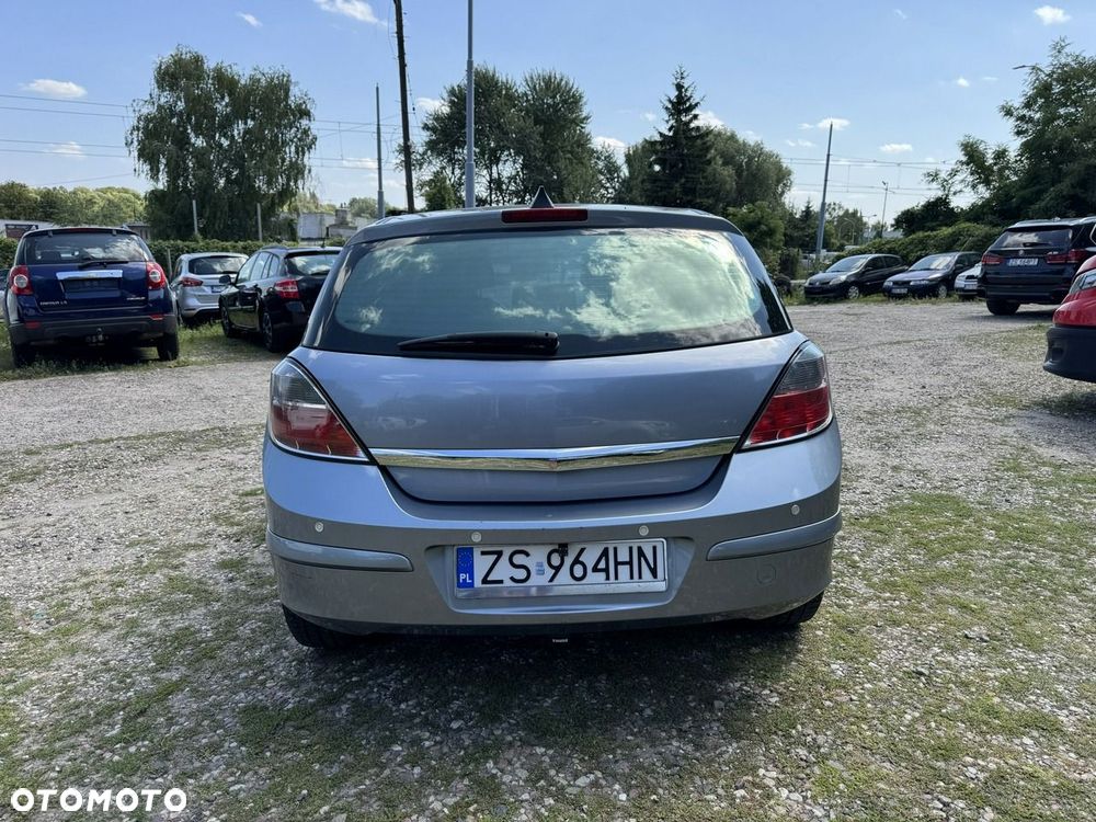 Opel Astra - 8