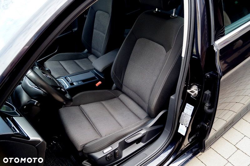 Volkswagen Passat 2.0 TDI BMT Comfortline - 17