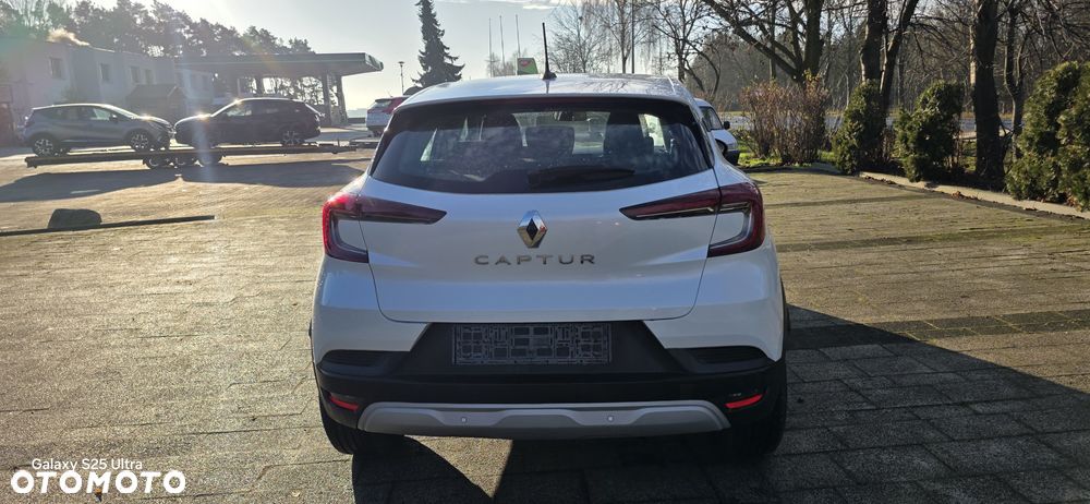Renault Captur TCe Mild Hybrid 140 EDC GPF EVOLUTION - 6