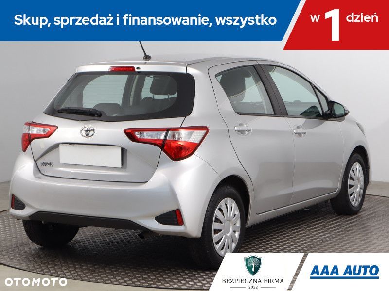 Toyota Yaris - 6