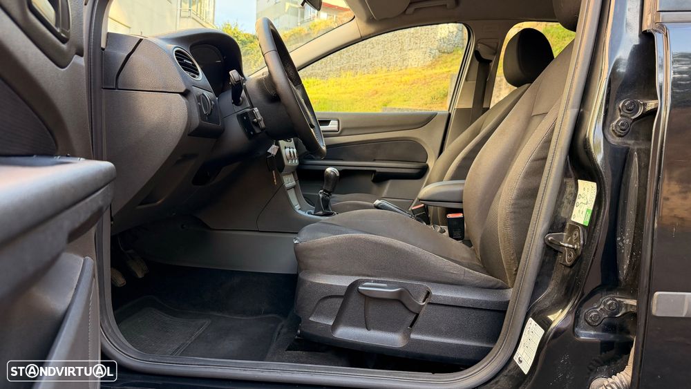 Ford Focus SW 1.6 TDCi Trend - 19