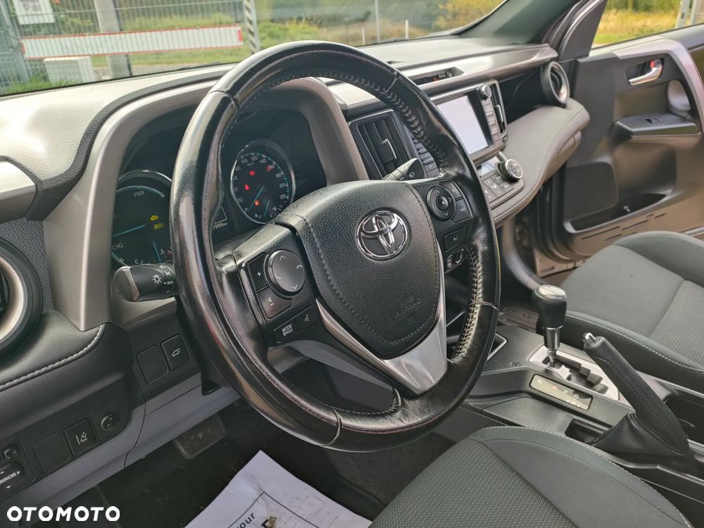 Toyota RAV4 - 26
