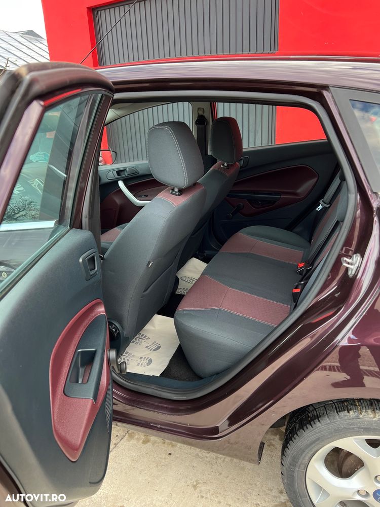 Ford Fiesta 1.6 TDCI DPF Titanium - 8