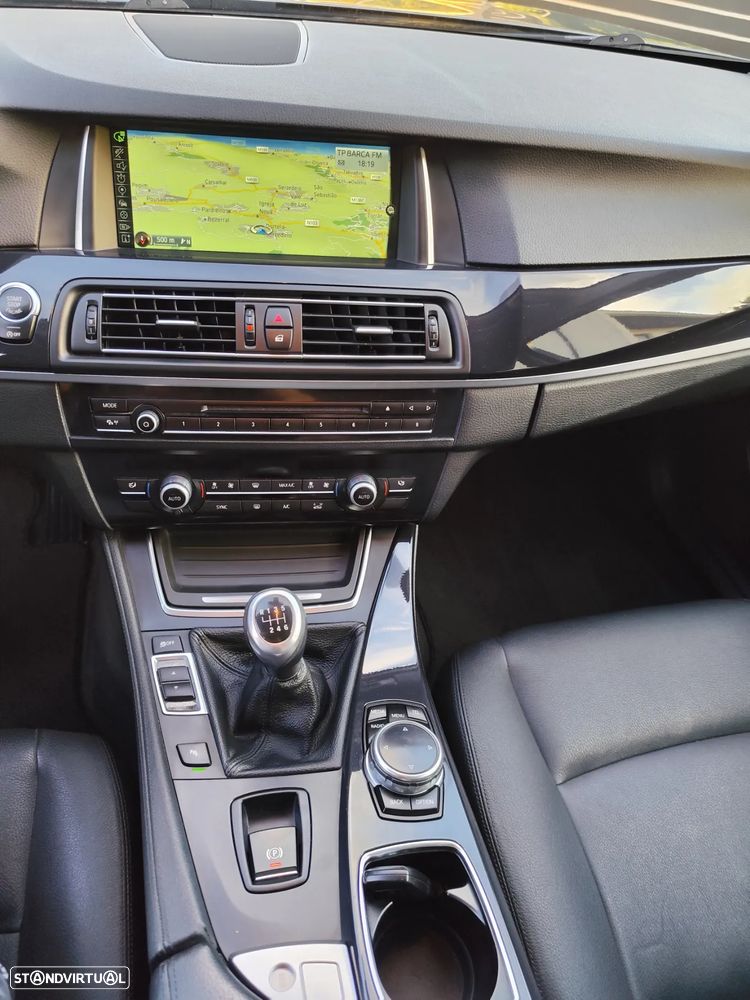 BMW 518 d Line Luxury - 15