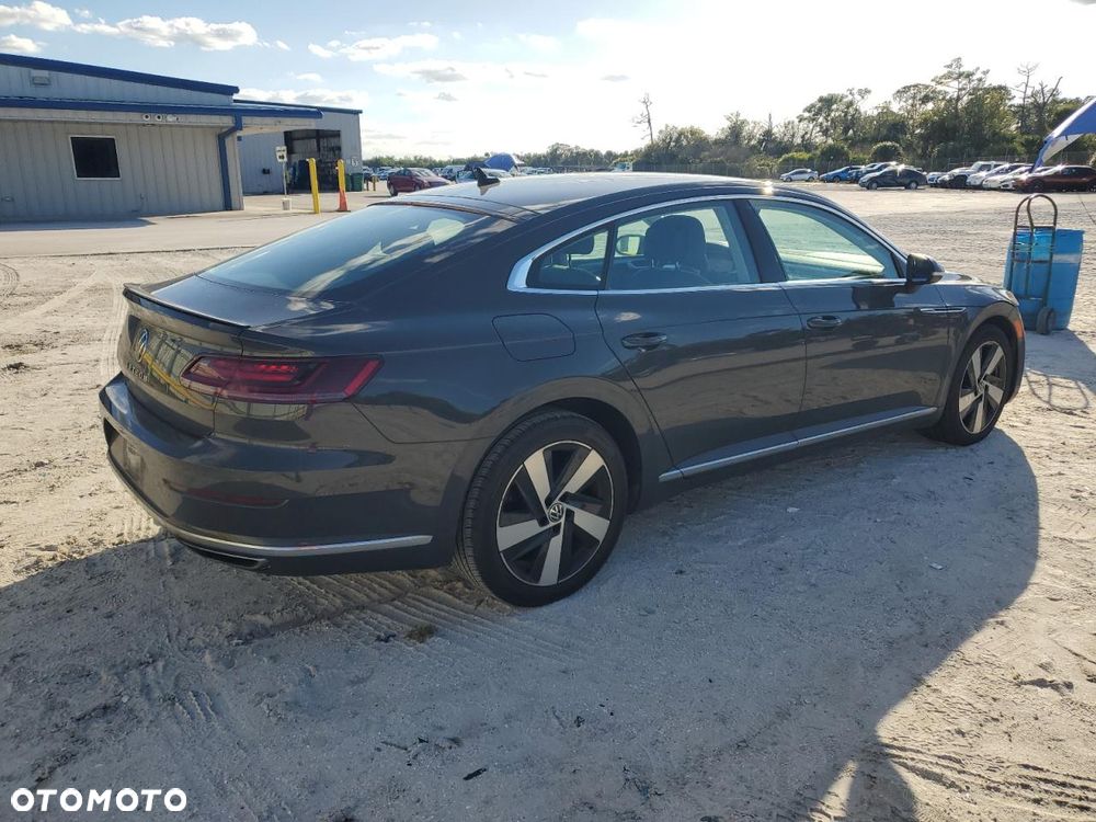 Volkswagen Arteon - 4