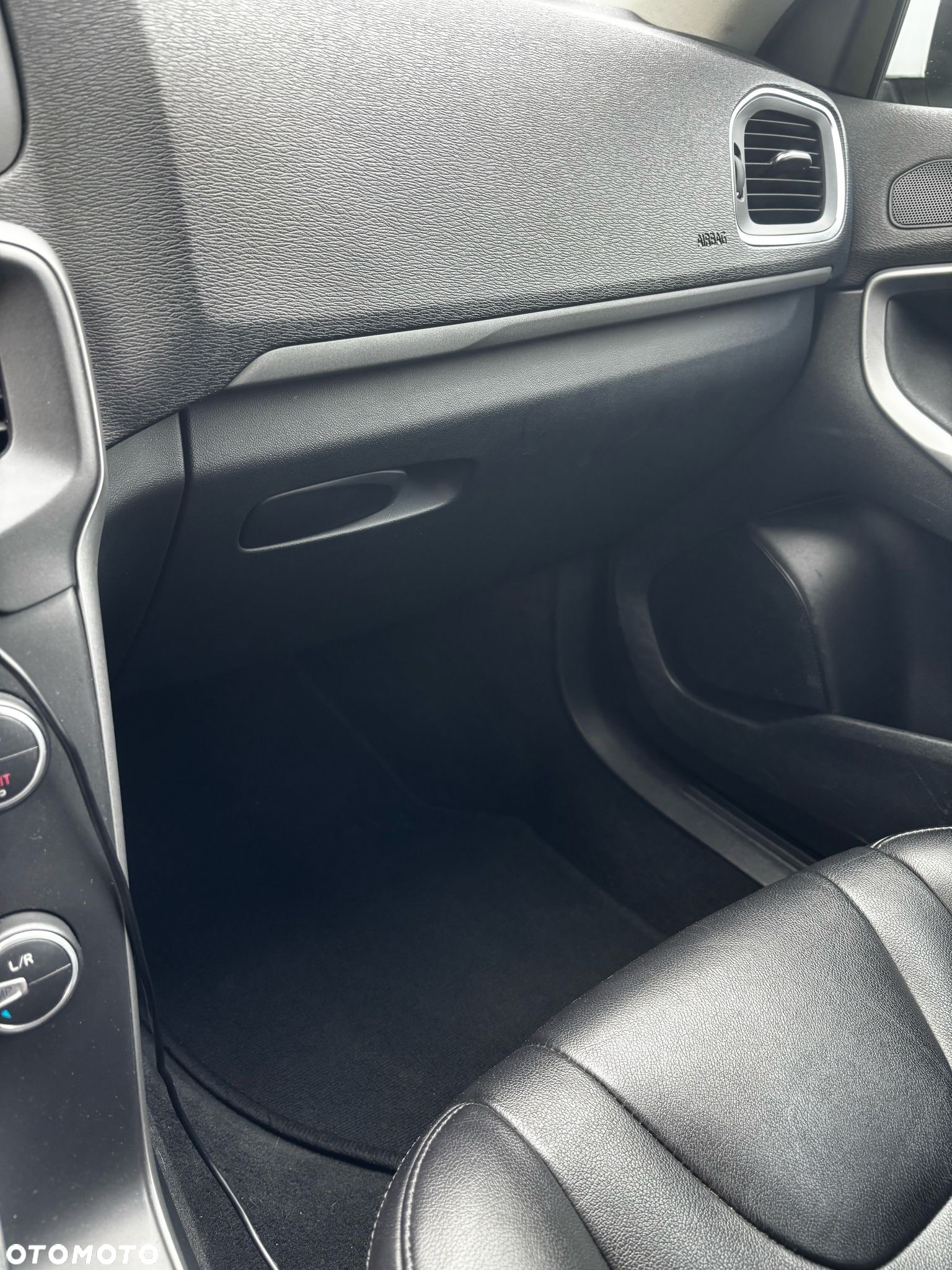 Volvo V40 D3 Drive-E Momentum - 18